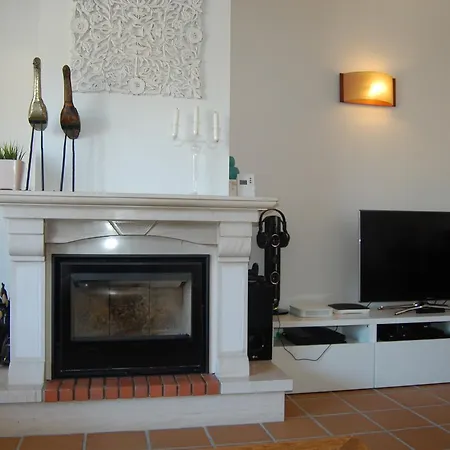 Caravelas Apartament *